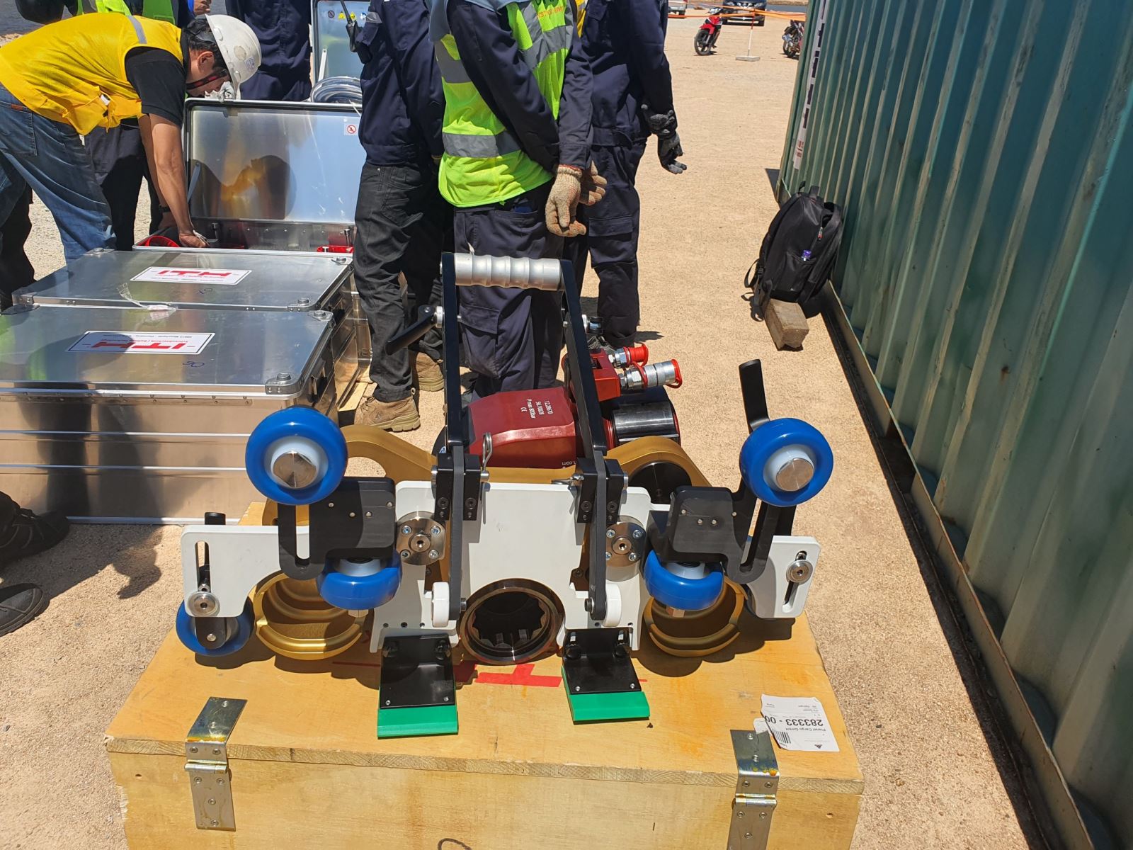 CUNG CẤP BỘ SIẾT BULONG MÓNG CHO DỰ ÁN ĐIỆN GIÓ BIM NINH THUẬN